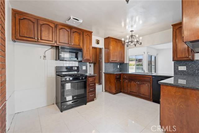 Montebello, CA 90640,301 Dochan Circle