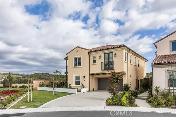 Irvine, CA 92618,200 Canterbury
