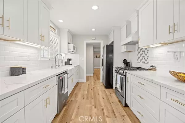Placentia, CA 92870,4921 Mccormack Lane