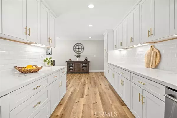 Placentia, CA 92870,4921 Mccormack Lane