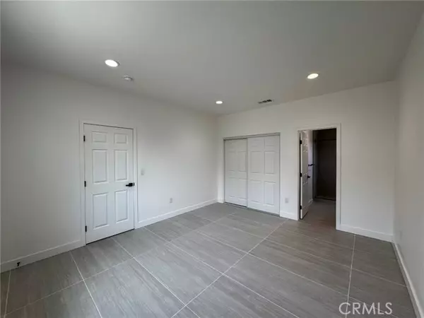 Long Beach, CA 90805,257 East Marker