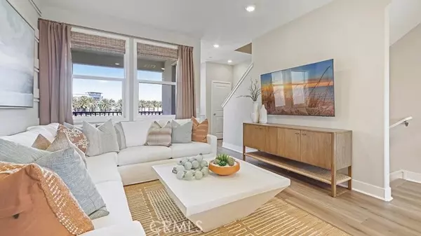 Anaheim, CA 92805,1874 South Union Street