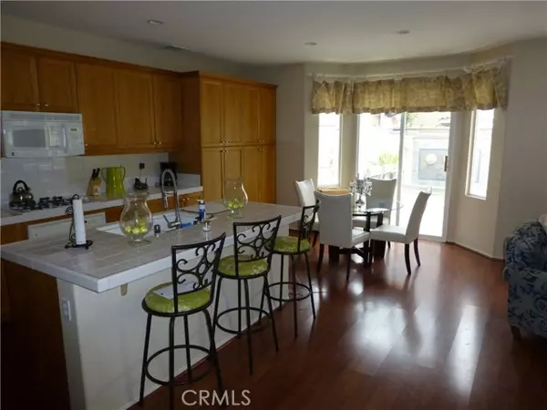 Irvine, CA 92618,35 Pembroke