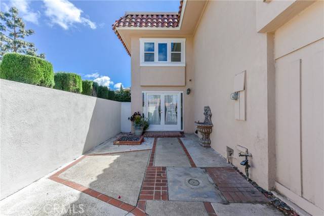 Irvine, CA 92612,10 Satinwood Way