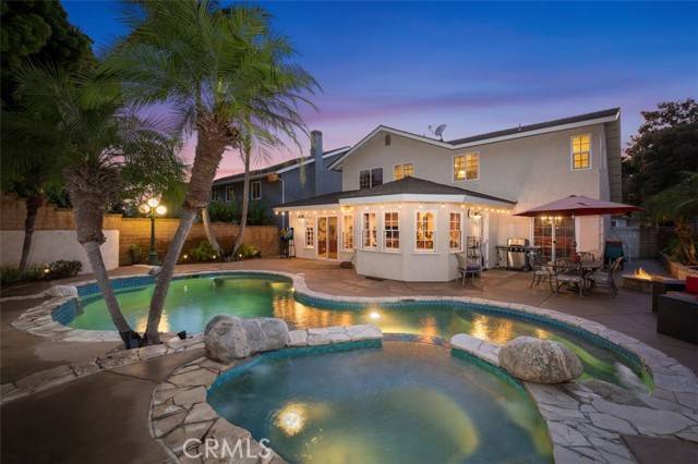 25572 Orchard Rim Ln, Lake Forest, CA 92630