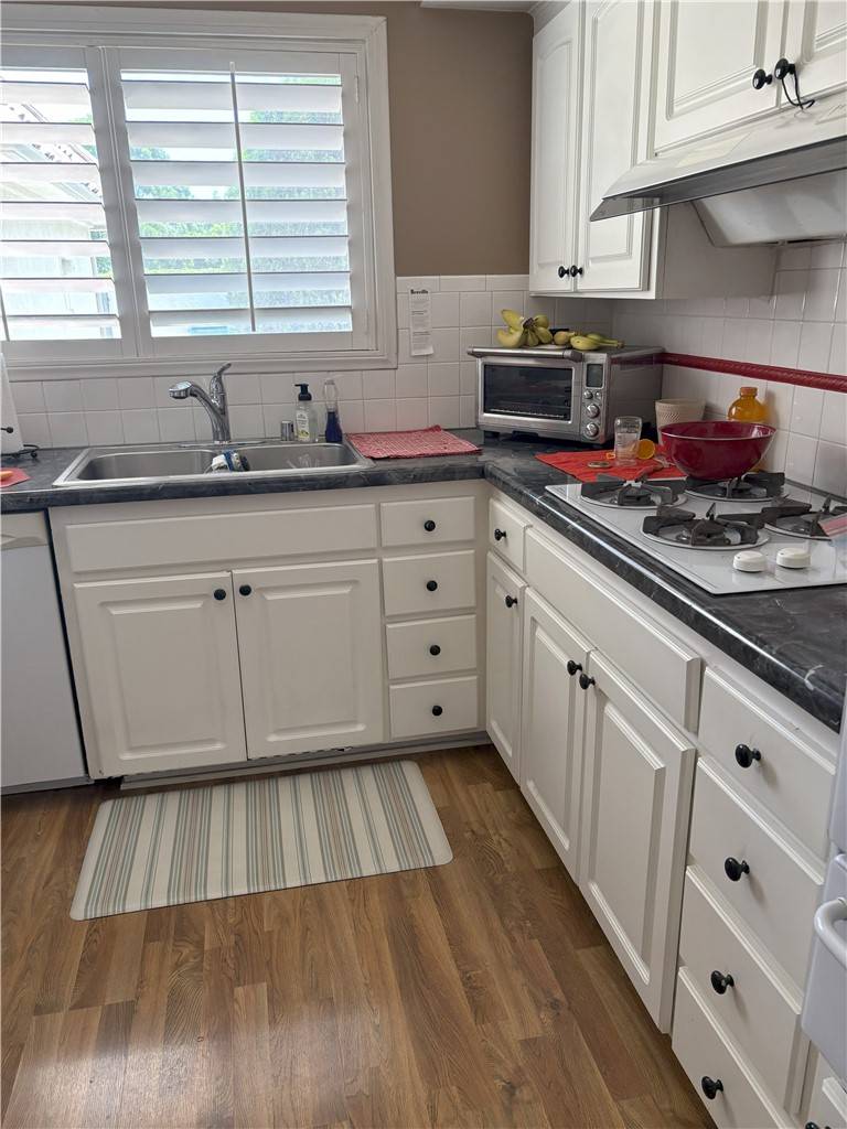 Irvine, CA 92612,84 Seton Road