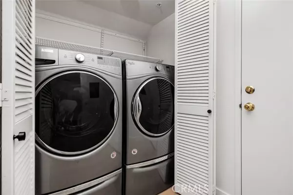 Carlsbad, CA 92009,6267 Via Trato