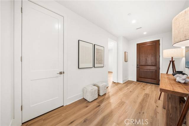 Irvine, CA 92618,312 Brimwood
