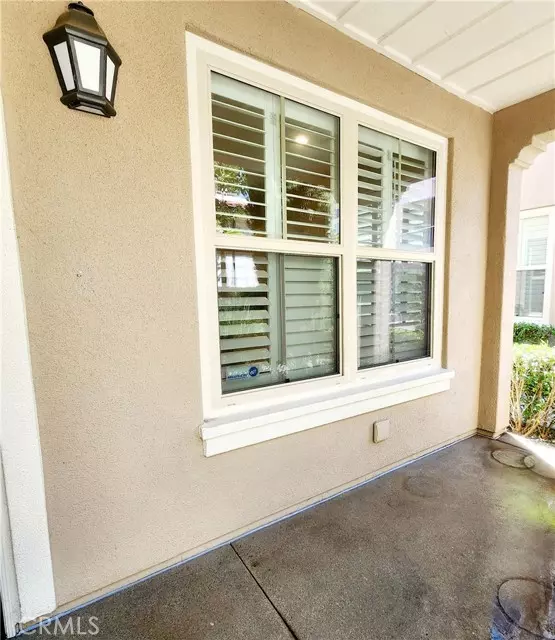Irvine, CA 92618,21 Courant