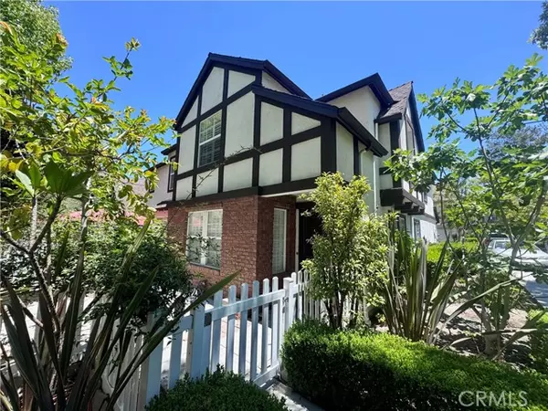 32 Three Vines Court, Ladera Ranch, CA 92694