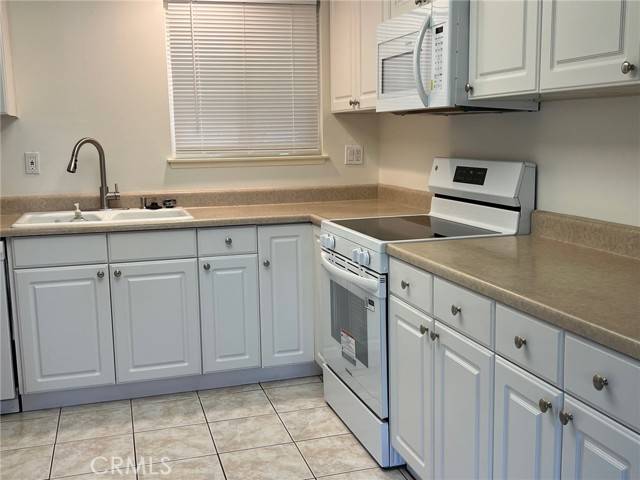 Laguna Woods, CA 92637,2268 Via Puerta
