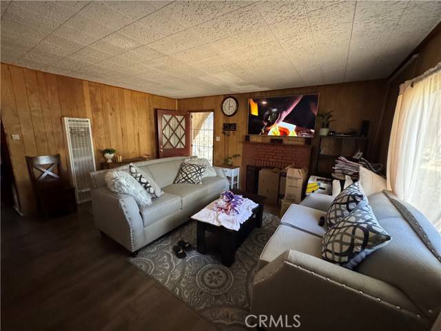 Crestline, CA 92325,23789 Zuger
