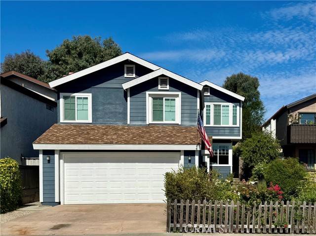 1405 Lakeside Lane, Huntington Beach, CA 92648