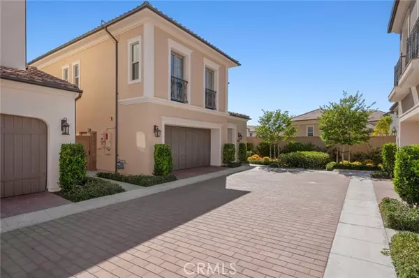 Irvine, CA 92618,152 Plum Lily