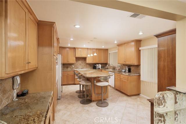 Harbor City, CA 90710,1217 Woodbury Drive