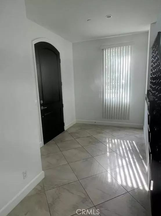 Irvine, CA 92620,131 Yuba