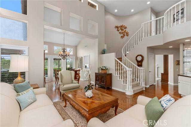 Laguna Niguel, CA 92677,5 Agia
