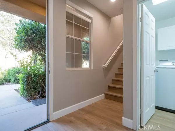 Irvine, CA 92620,77 Long Meadow