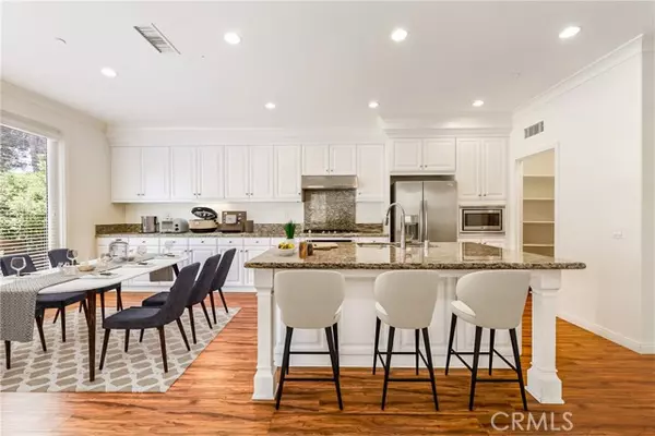 Irvine, CA 92620,41 Somerton