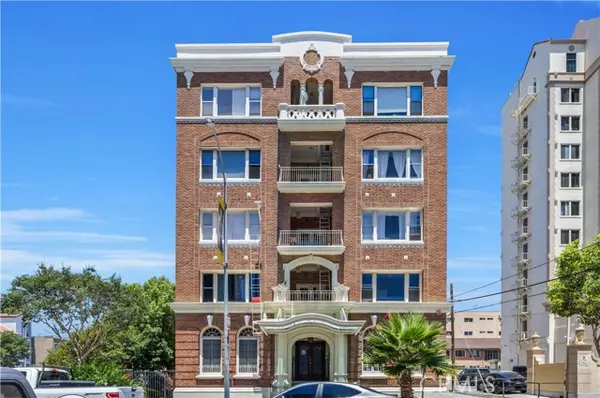 Long Beach, CA 90802,325 West 3rd Street