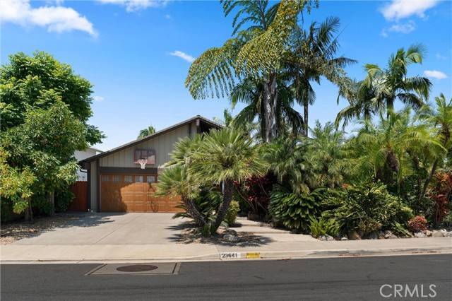 Mission Viejo, CA 92691,23641 Via Calzada