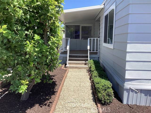 La Habra, CA 90631,1001 West Lambert Road