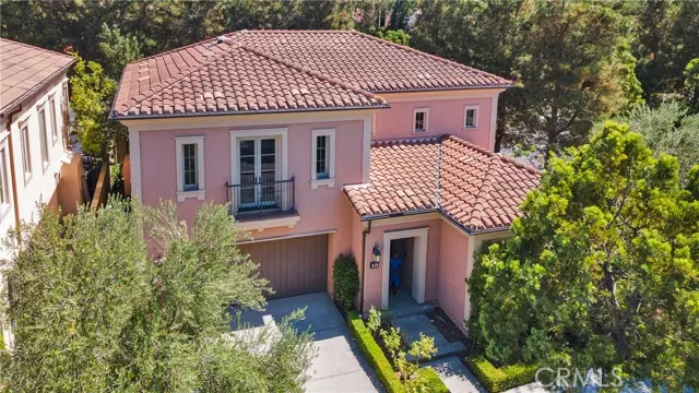 Irvine, CA 92618,24 Umbria