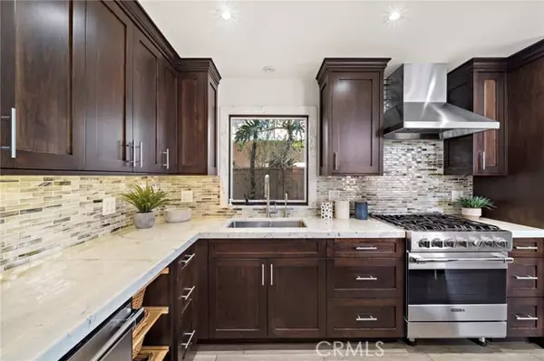 Lake Forest, CA 92610,70 Fairfield
