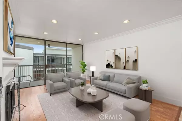 West Hollywood, CA 90069,911 North Kings Road