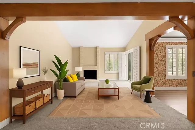Mission Viejo, CA 92692,23582 Villena
