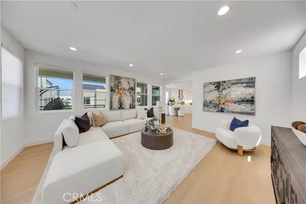 251 Tank, Irvine, CA 92618