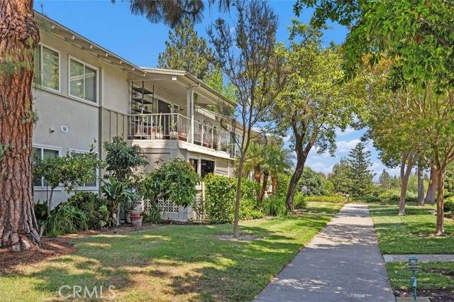 15 Via Castilla, Laguna Woods, CA 92637