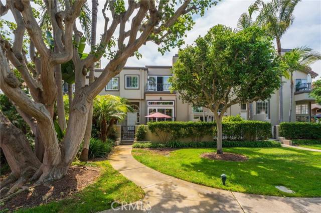 Huntington Beach, CA 92648,19322 Archfield Lane