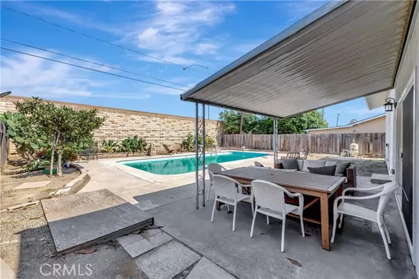 Santa Ana, CA 92705,13822 Deodar Street