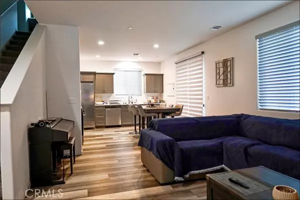 3021 North Sowell Street, Visalia, CA 93291