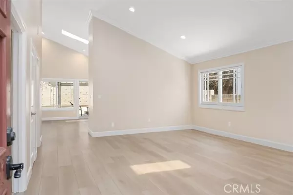 Irvine, CA 92606,3931 Cedron Street