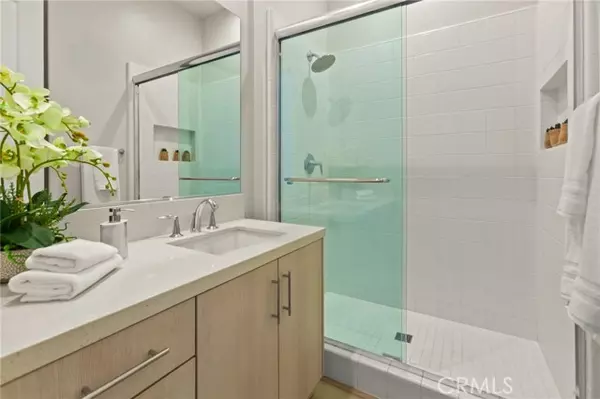 Lake Forest, CA 92630,181 Mulberry