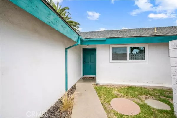 Huntington Beach, CA 92646,8462 Tern Circle