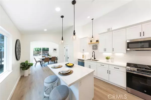 27294 Las Nieves, Mission Viejo, CA 92691
