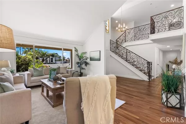 Huntington Beach, CA 92648,6971 Garden Circle