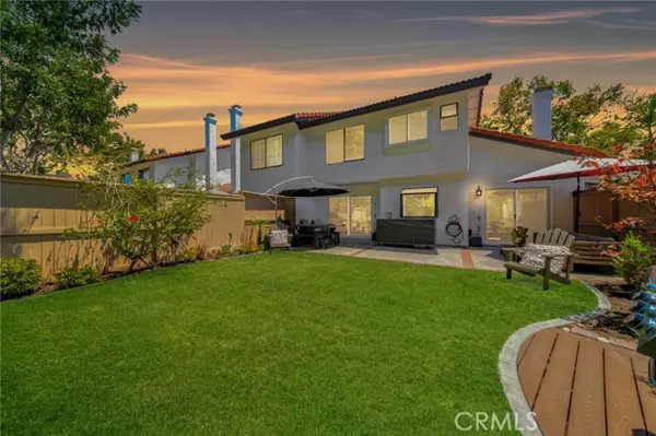 9 Clover Hill Lane, Laguna Hills, CA 92653