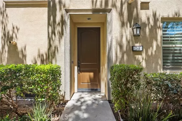 Irvine, CA 92620,244 Rose Arch