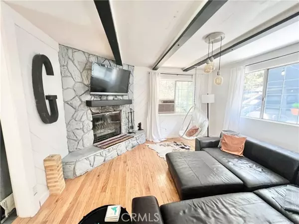 24556 Geneva Drive, Crestline, CA 92325