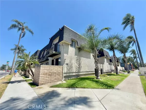 2225 North Broadway, Santa Ana, CA 92706