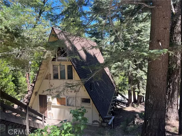 841 Glen View Lane, Twin Peaks, CA 92391