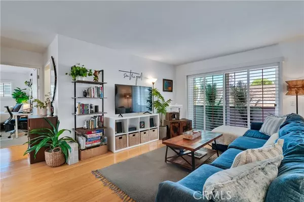 Los Angeles, CA 90064,2884 Sawtelle Boulevard