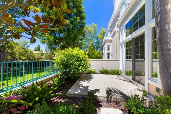 Newport Coast, CA 92657,3 Chandon