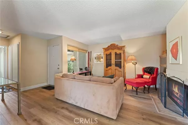 Irvine, CA 92618,92 Orchard