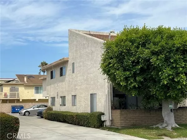 Huntington Beach, CA 92649,16771 Green Lane