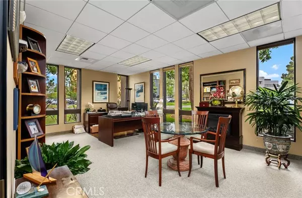 Newport Beach, CA 92660,1101 Dove Street